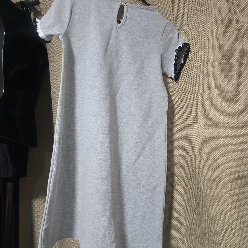 Zara Kids Casual Dress in Light Gray with Navy Trim
